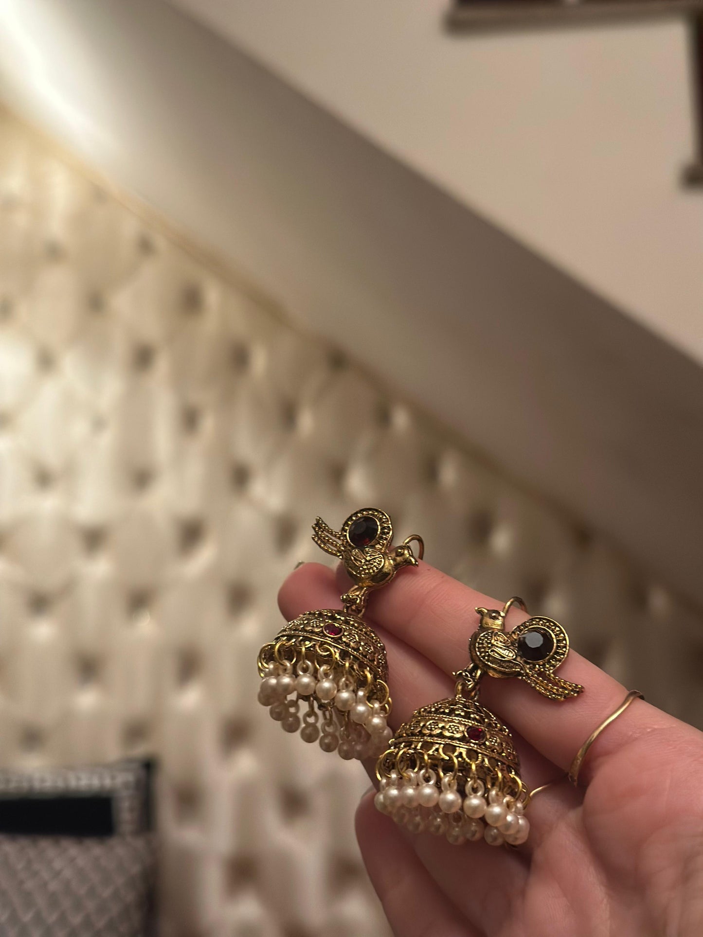 Chiriya Katoori Jhumki (Gold and Black)