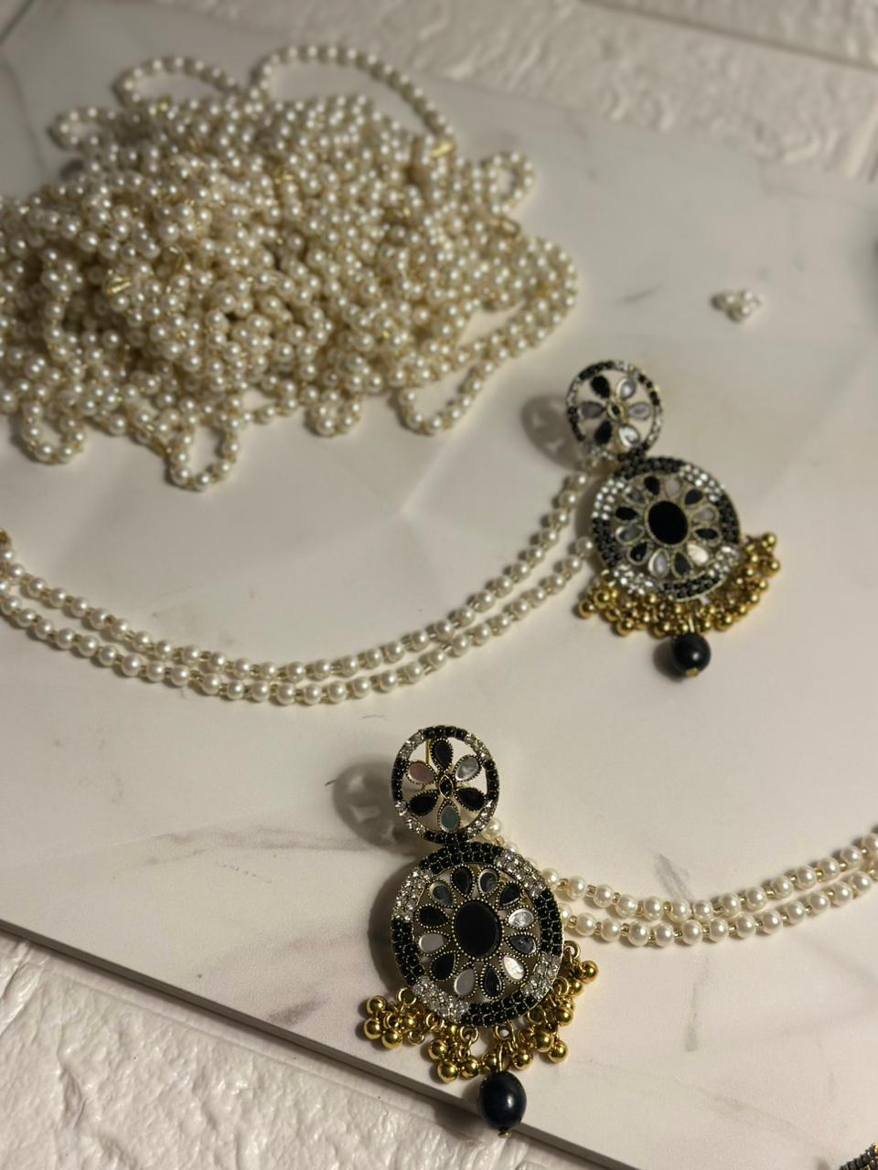 Fatima earring gold and black with saharay