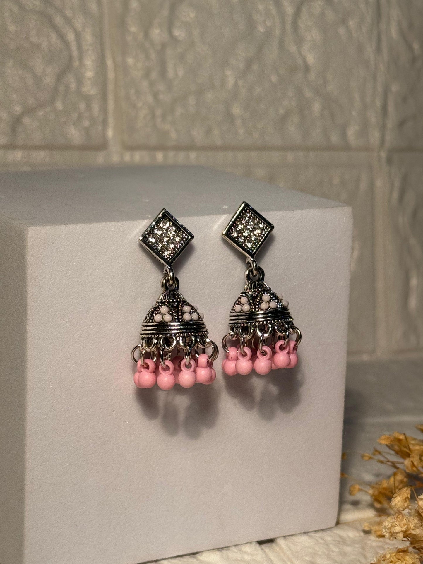Chakoor Jhumkay (Pink)
