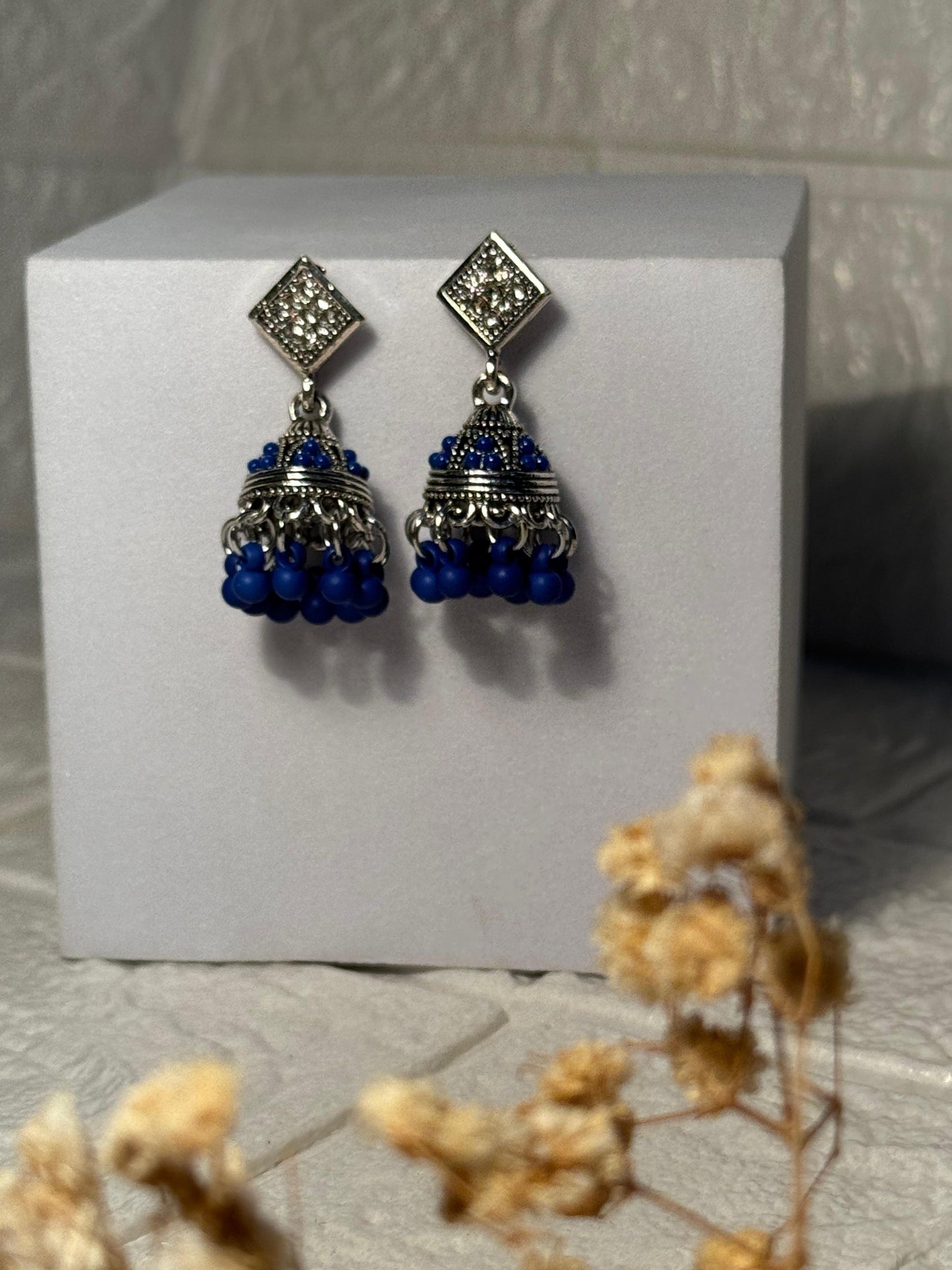 Chakoor Jhumkay (Navy Blue)