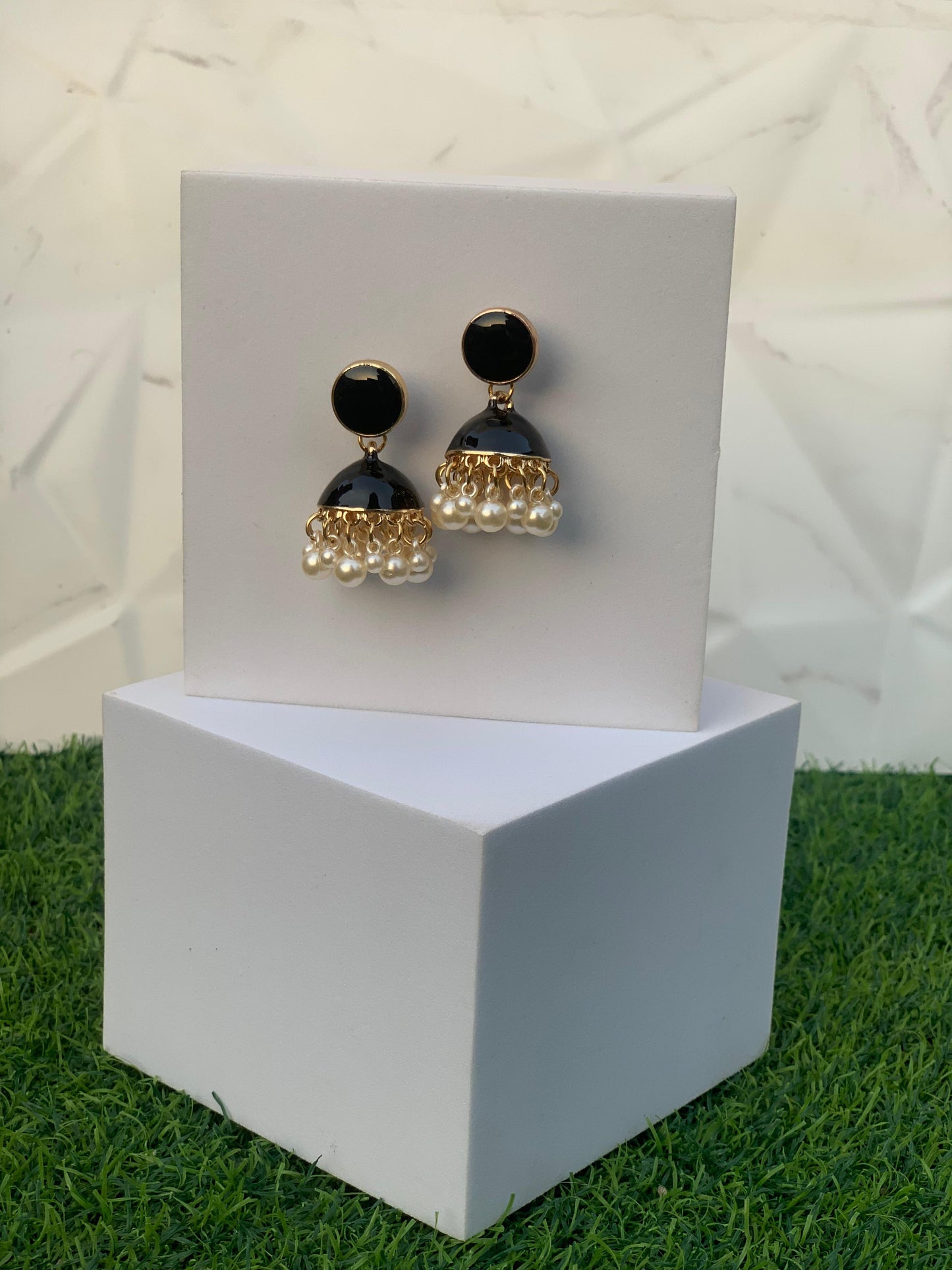 Crimson pearl jhumki - Black