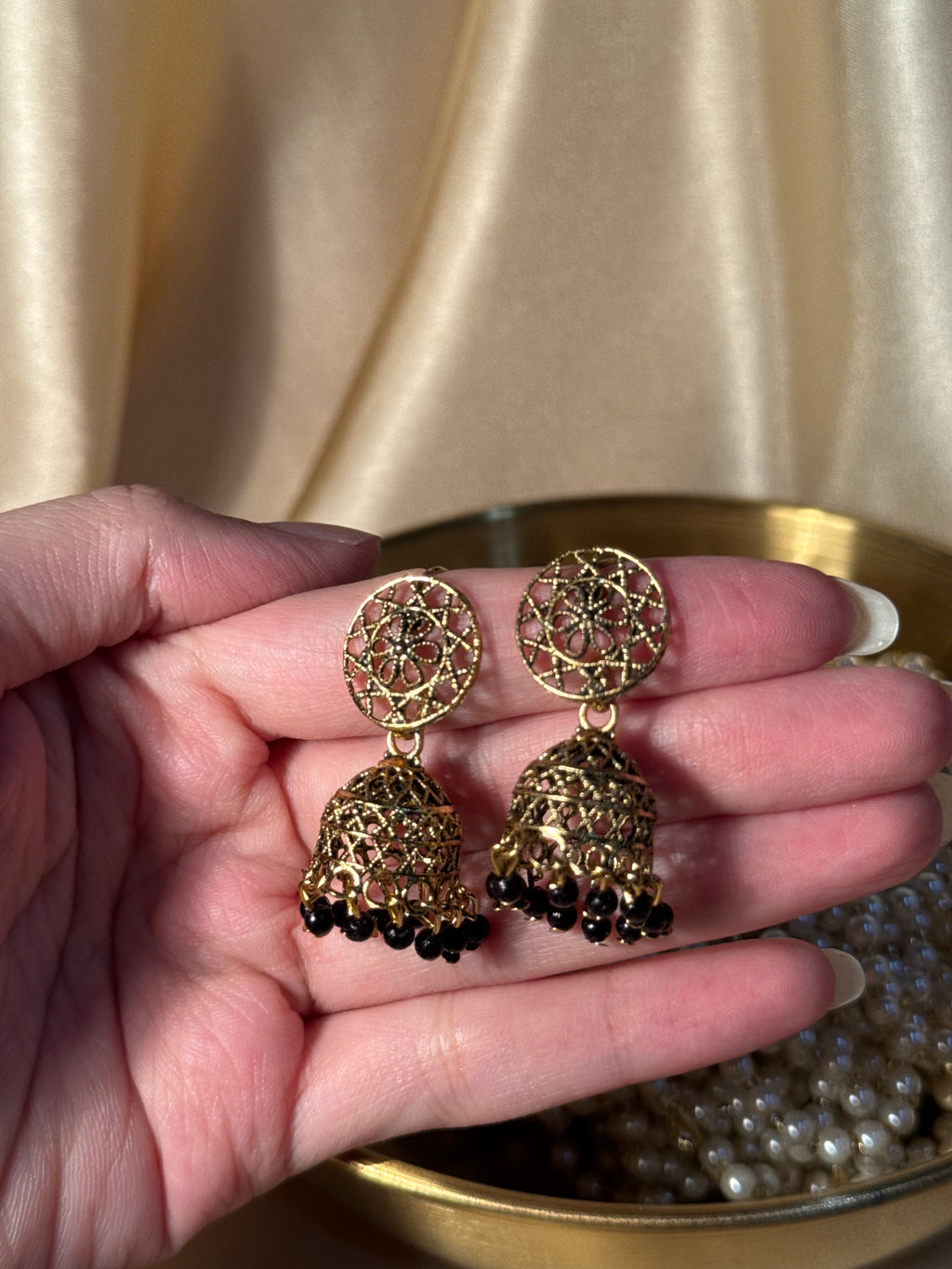 Soraj jhumki  black- rozana