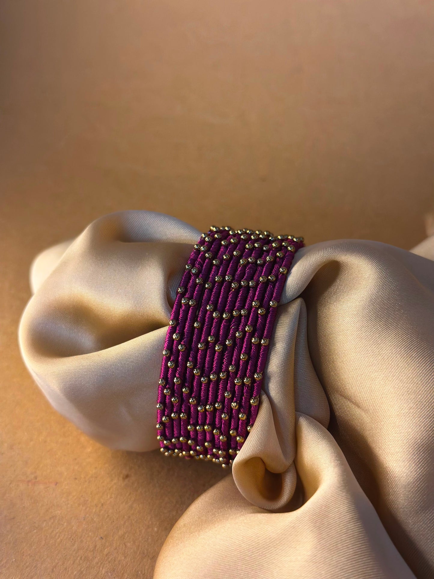 Dotted bangle 12 pcs - maroon