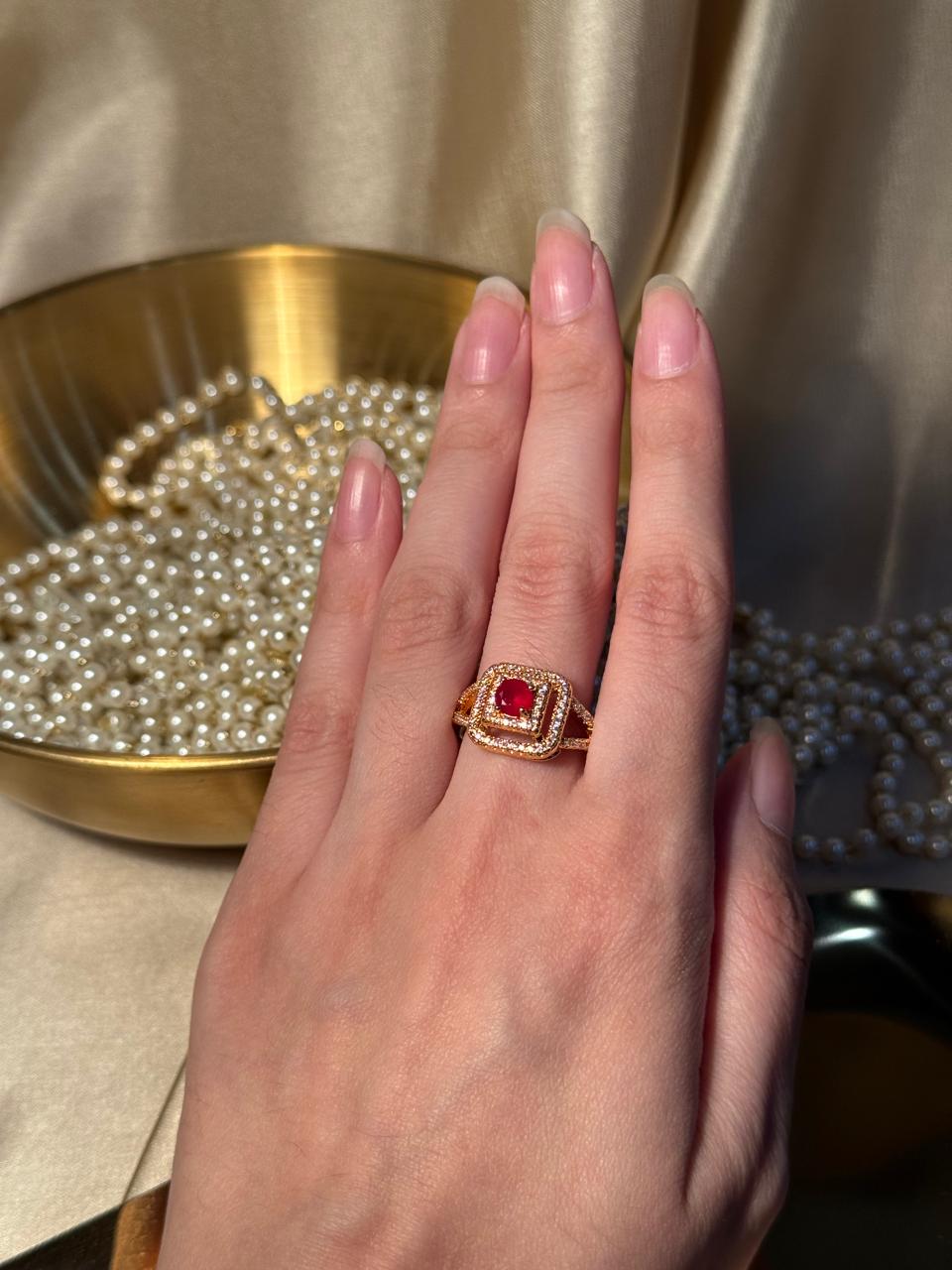 Square Gem Ring Gold - Red