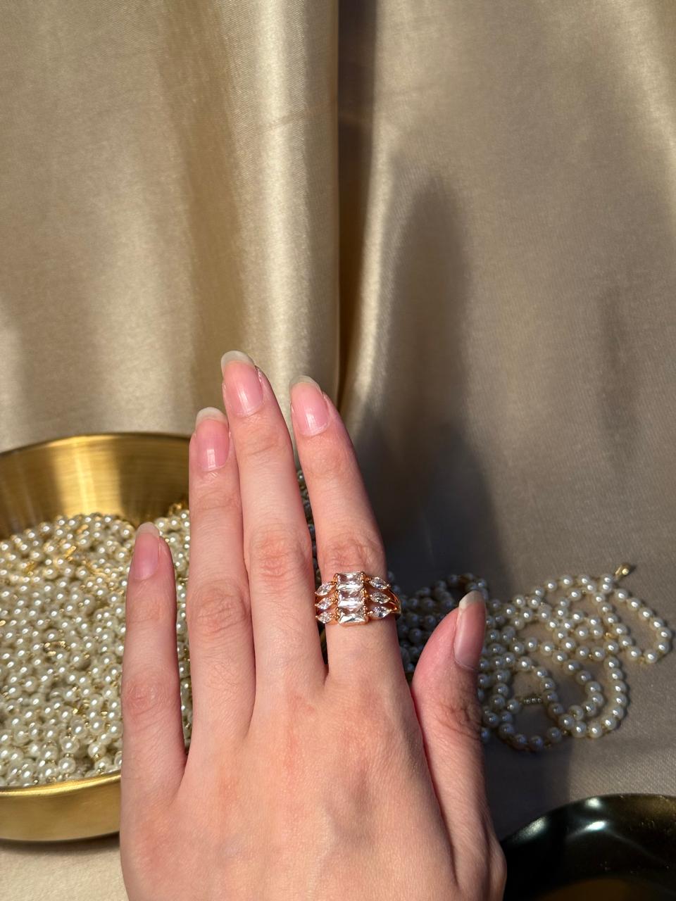 Elara Ring Gold - 3