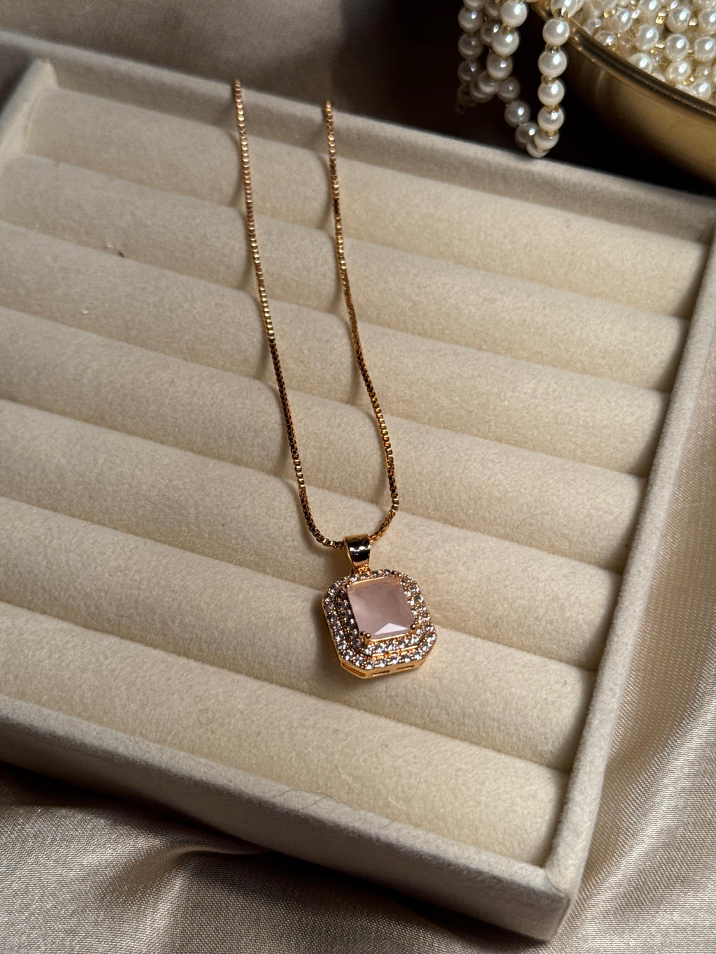 Cushion Pendant Necklace (Pink)