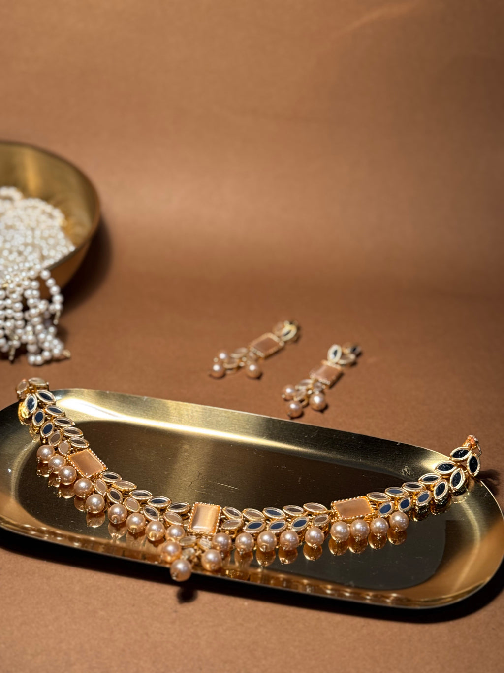 Kundan sheesha - beige