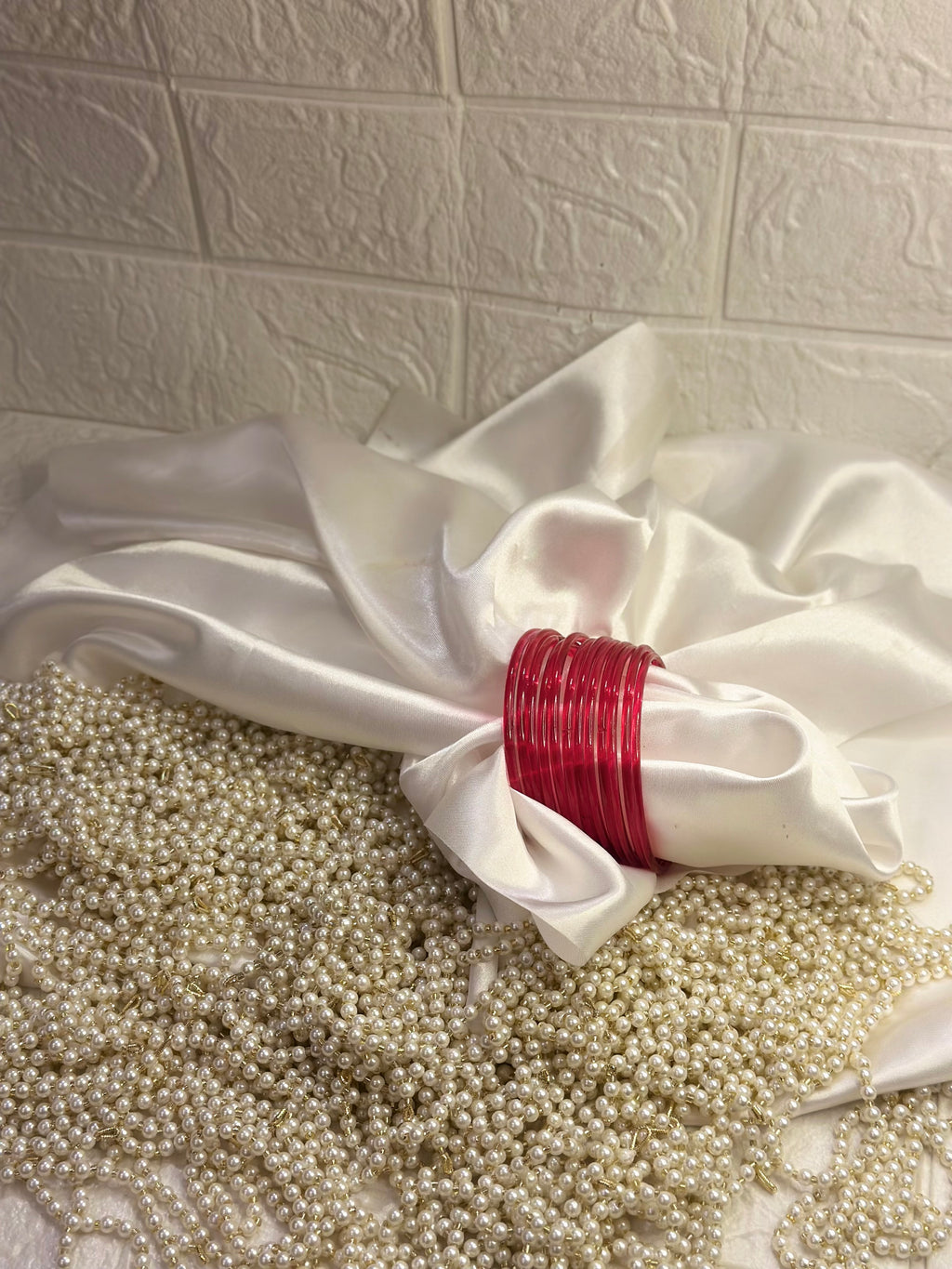 Glass bangles - Red - 12