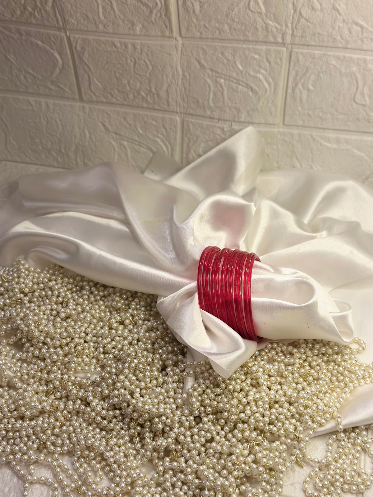 Glass bangles - Red - 12