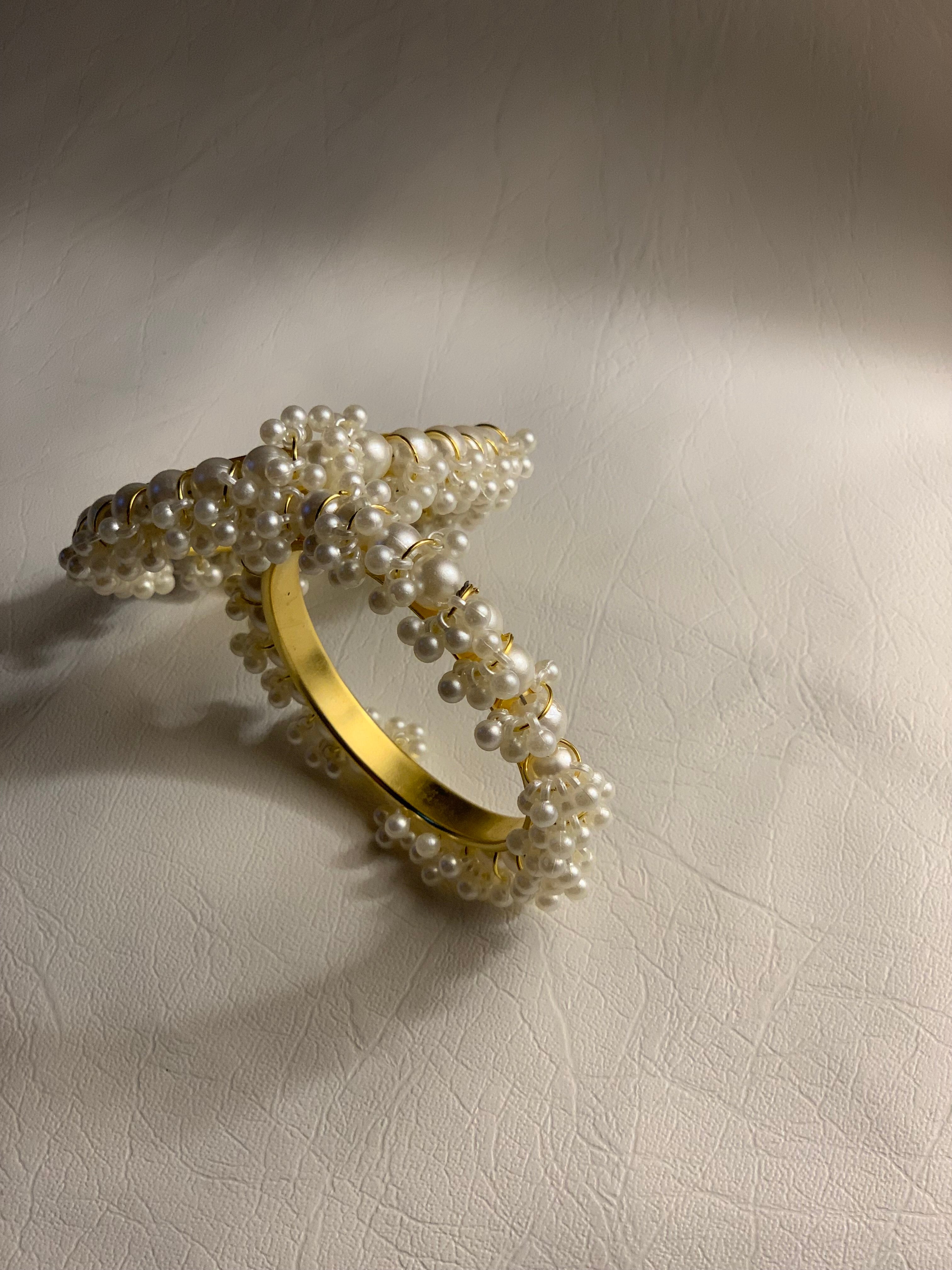 Gajra Karray - white