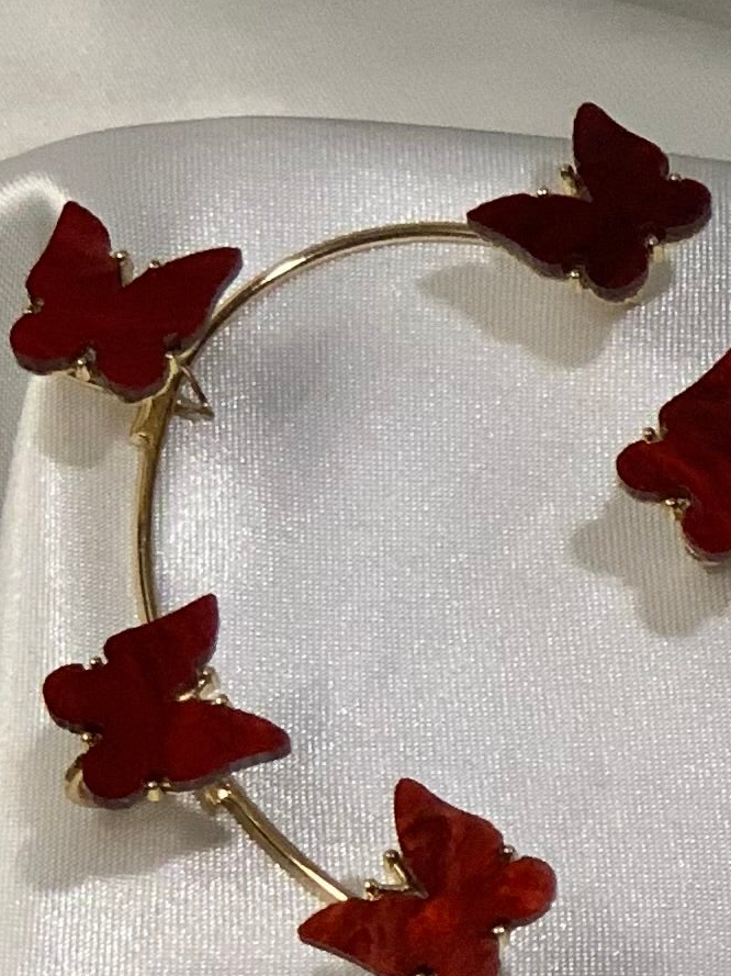 Buterfly - ear cuff - Maroon