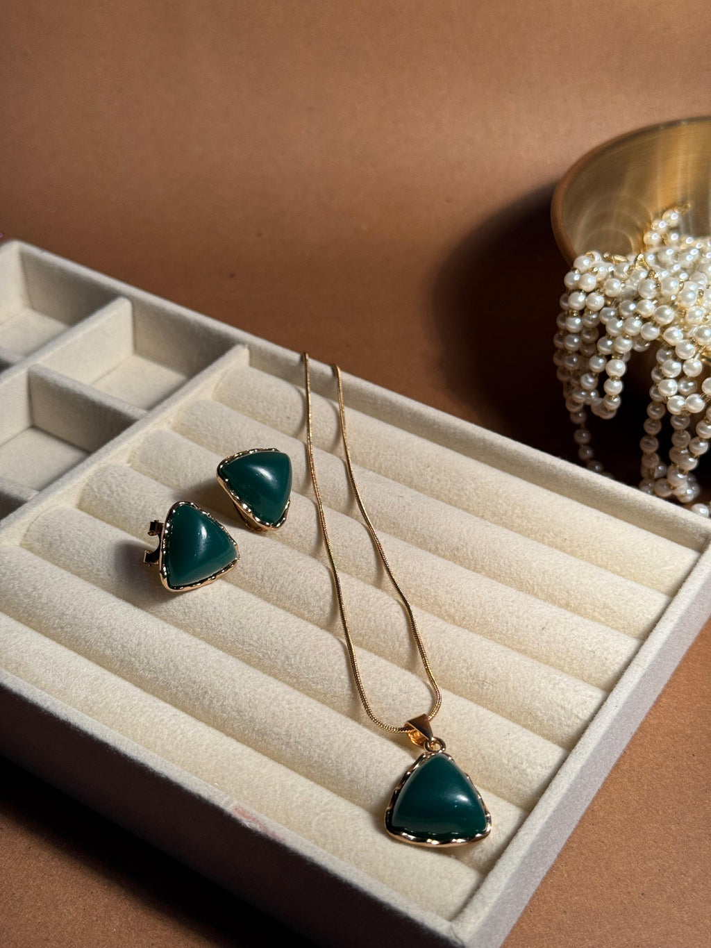 Triangle Pendant Set - Green