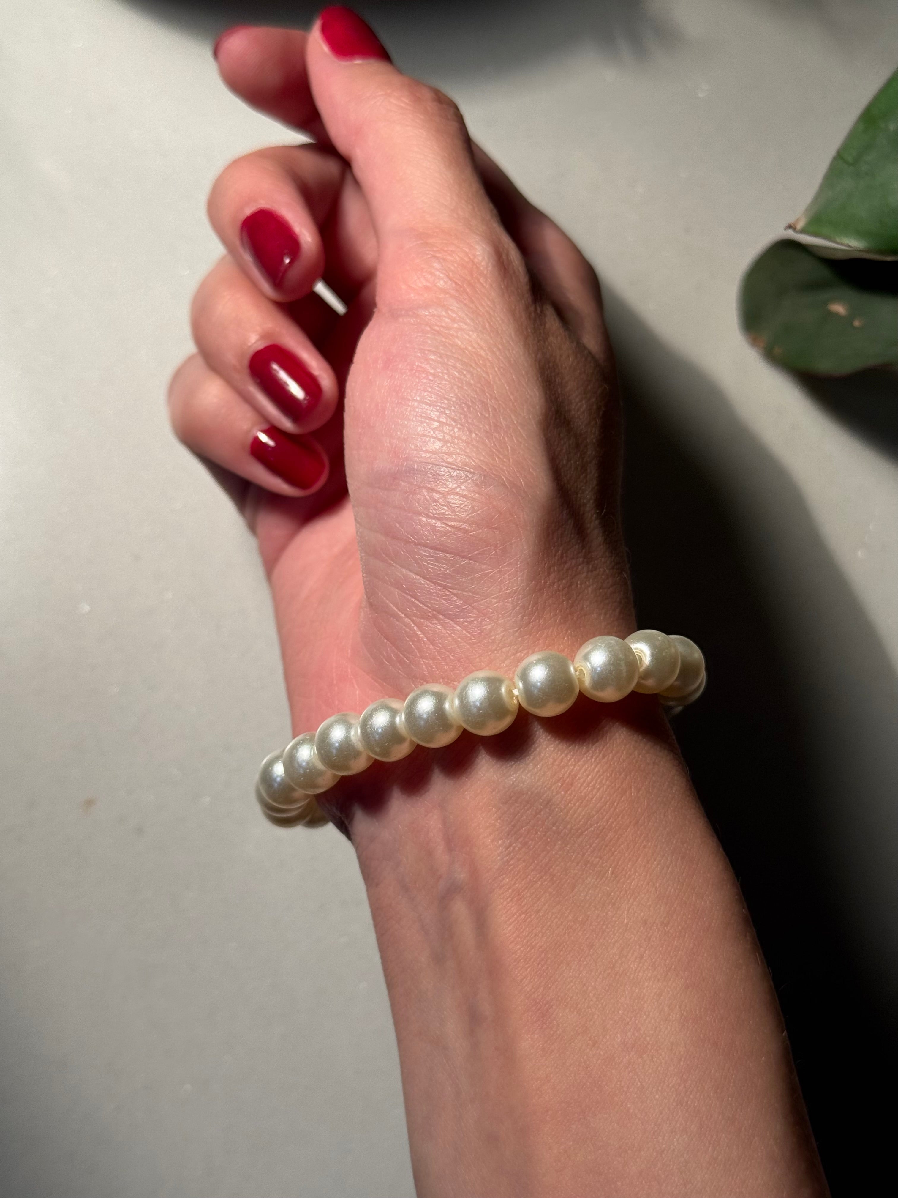 White Pearl bracelet
