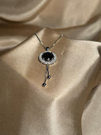 Round Pendant Necklace (Black)