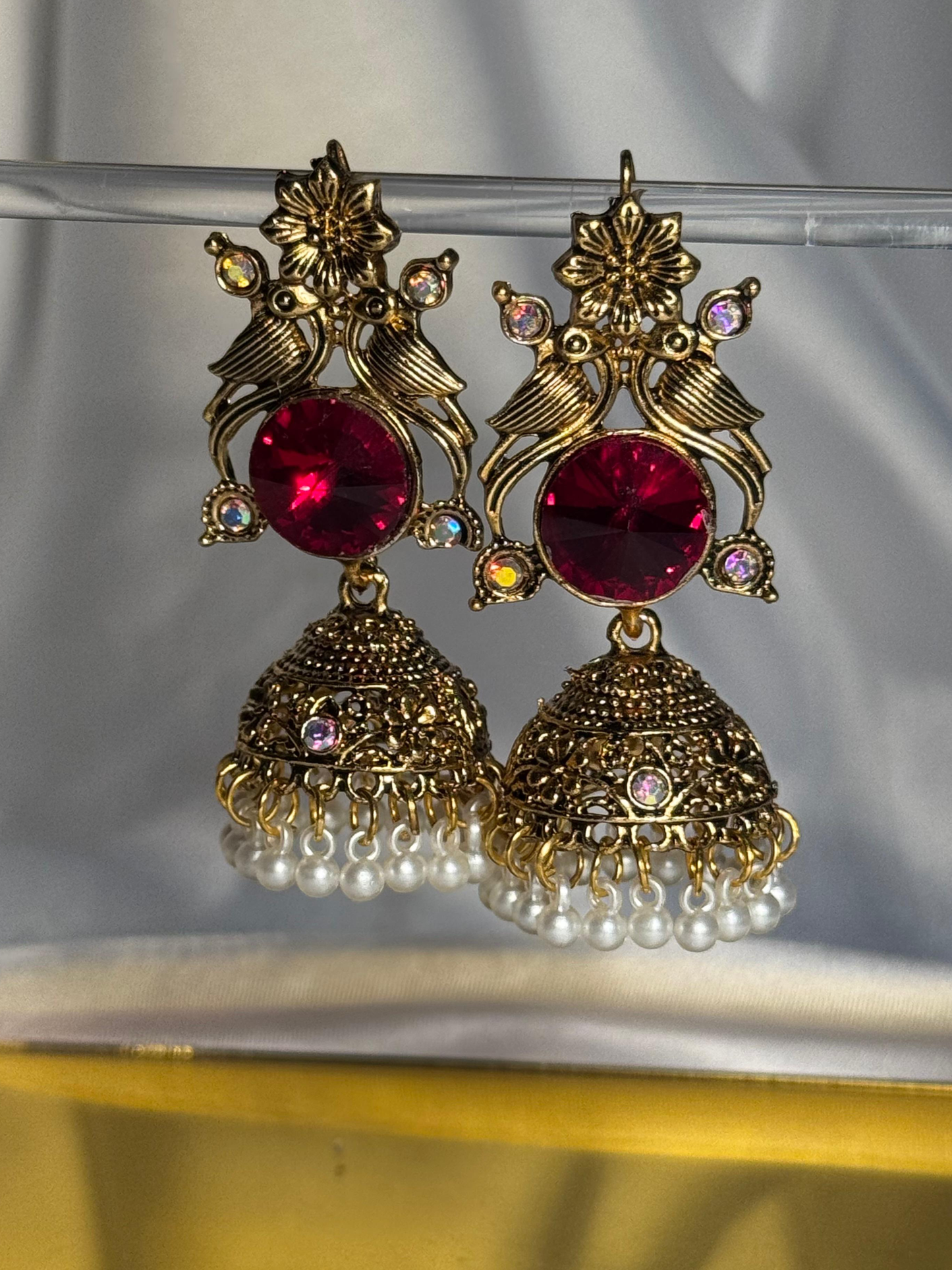 Kashimiri Earrings - Gold Red