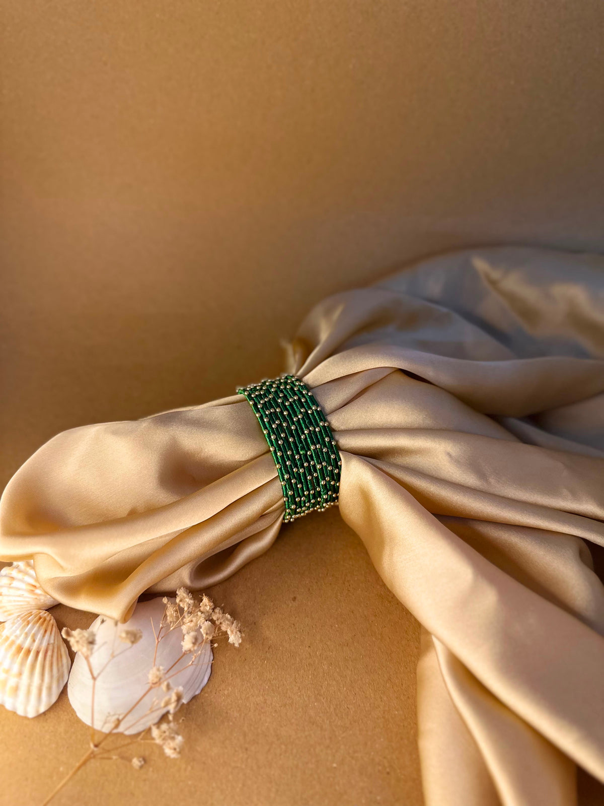 Dotted bangle 12 pcs - dark green