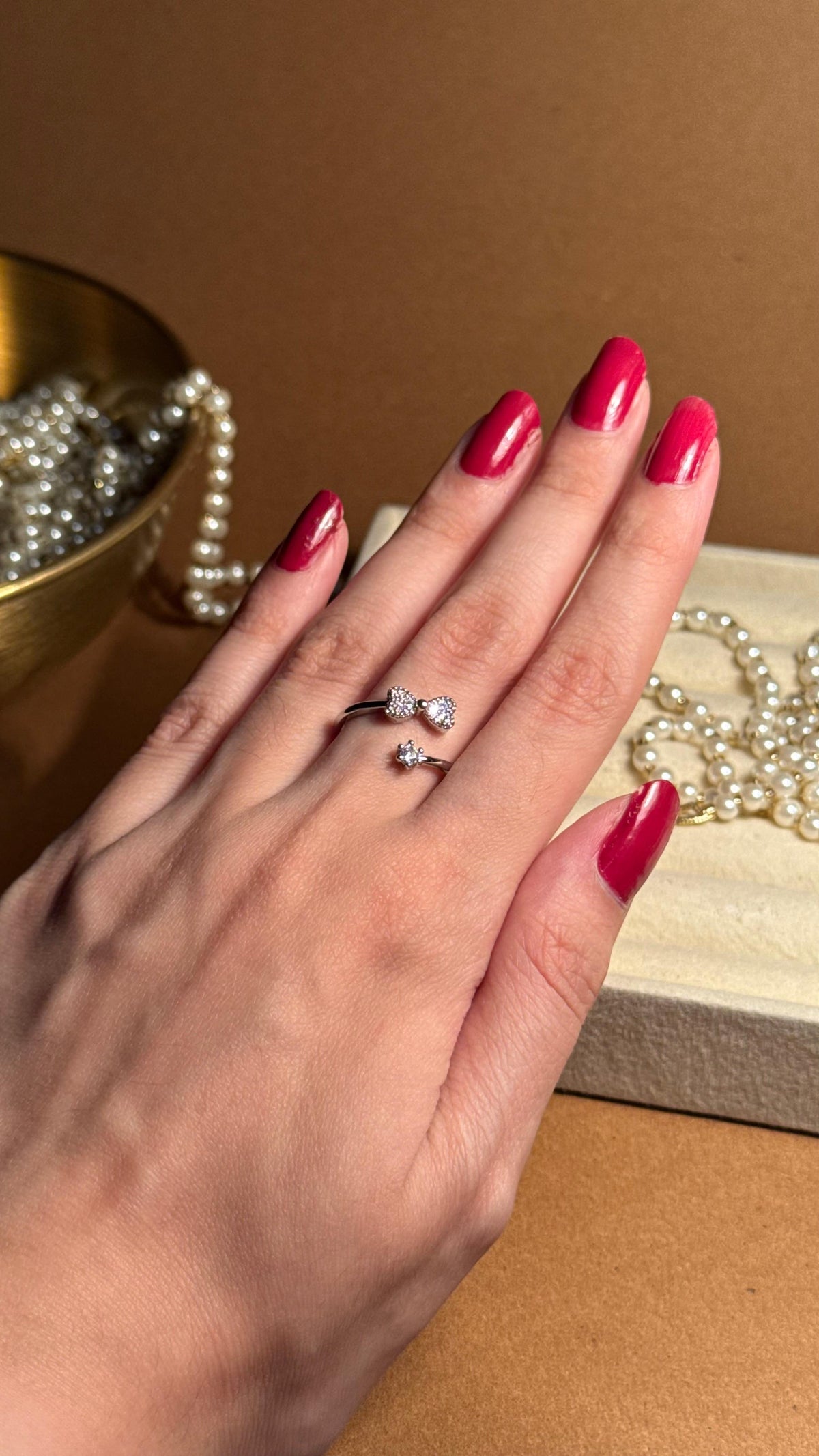 Bow silver ring