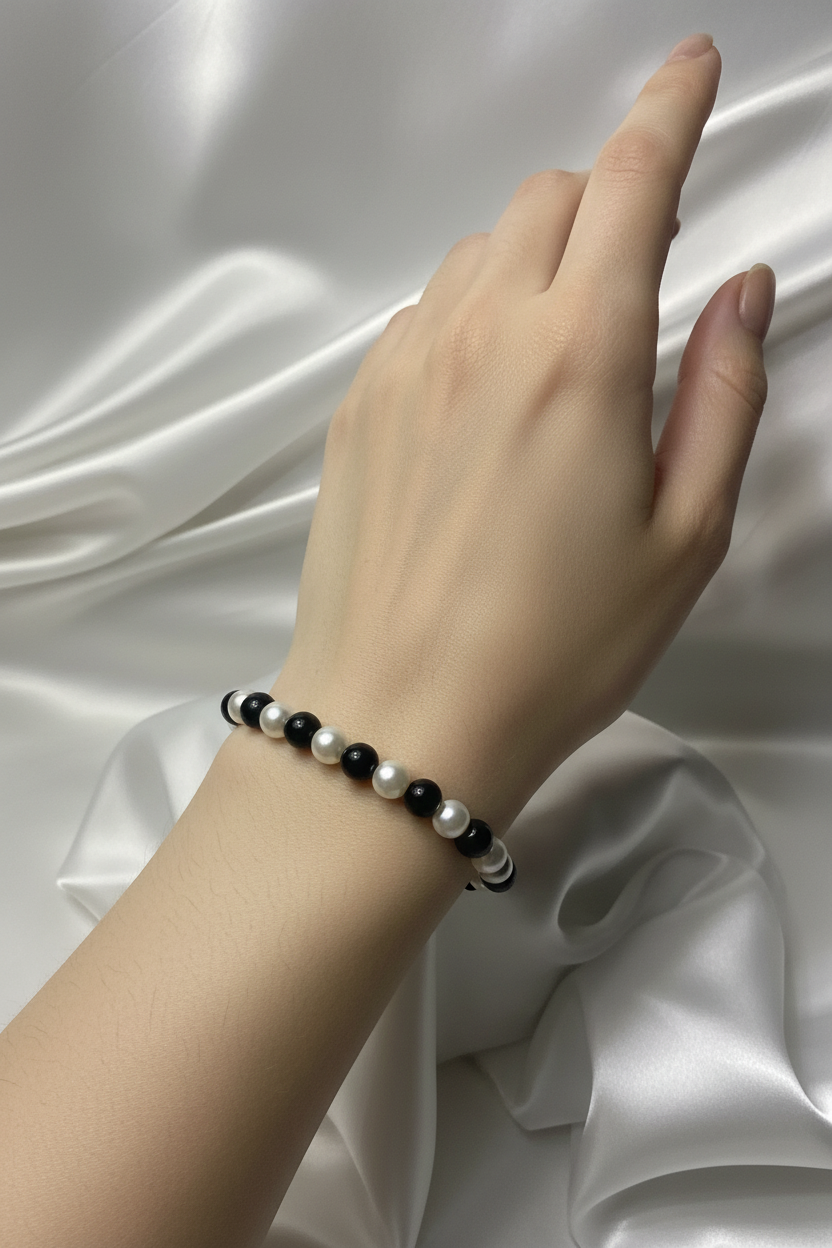 Pearl bracelet - Black and White