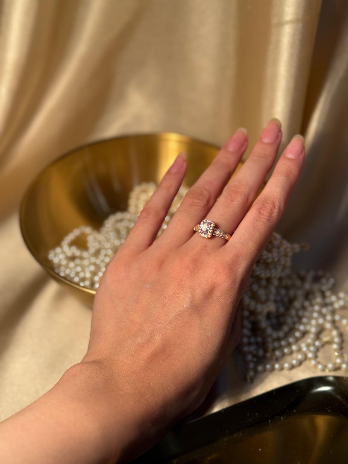 Rectangle Gem Stone Ring Gold - White