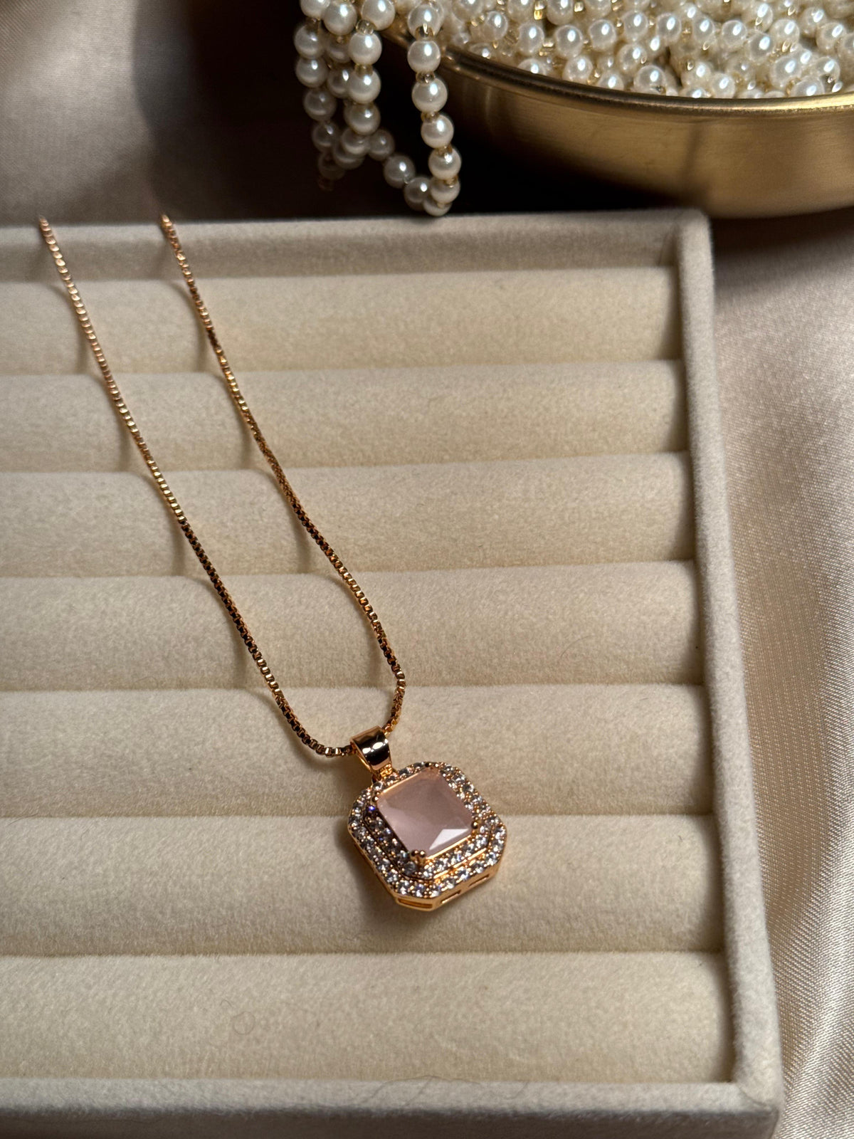 Cushion Pendant Necklace (Pink)
