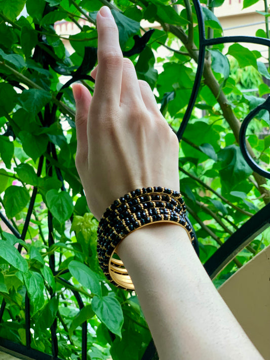Moti bangle black and Gold