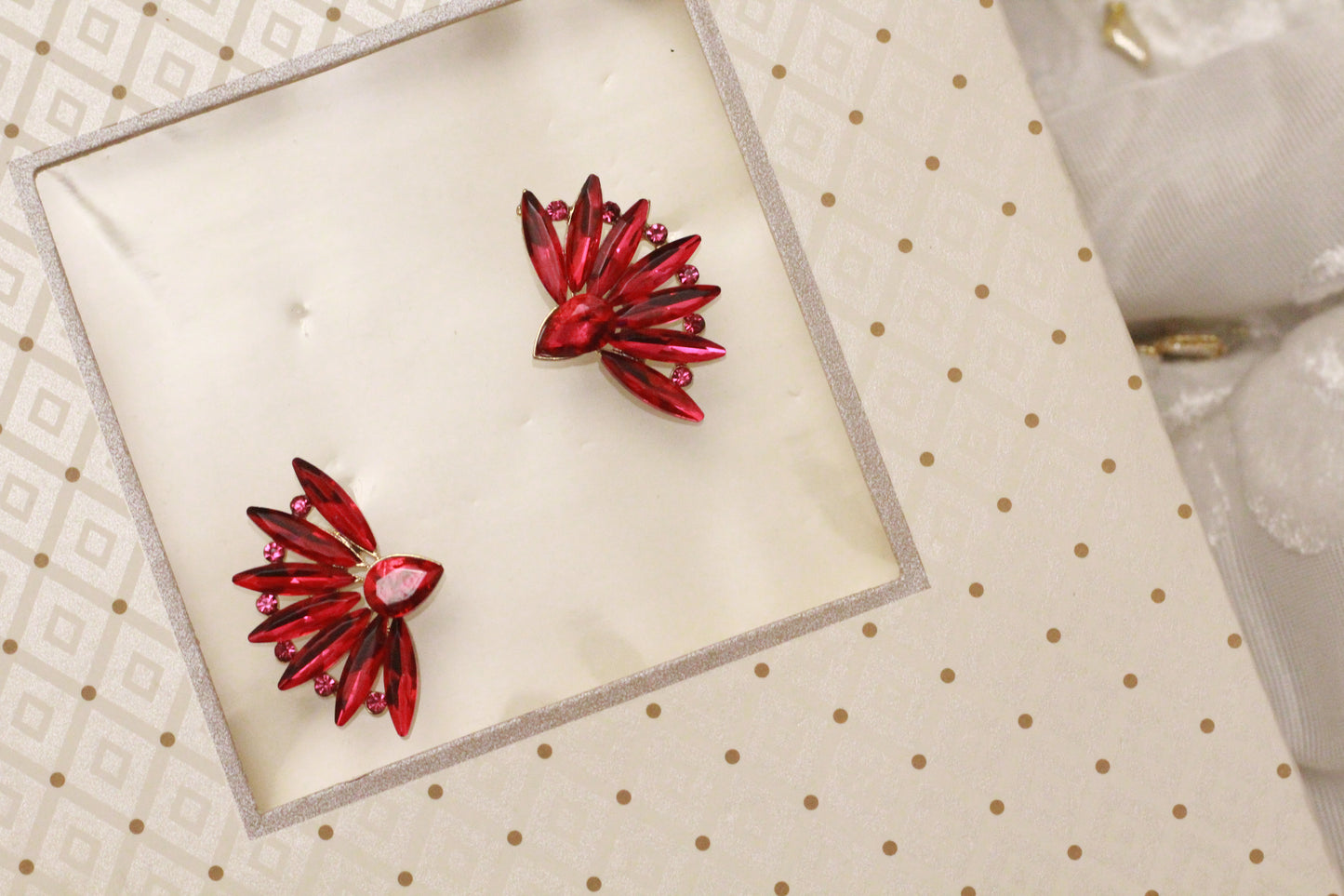 ES-1 Crystal Shine - Pink