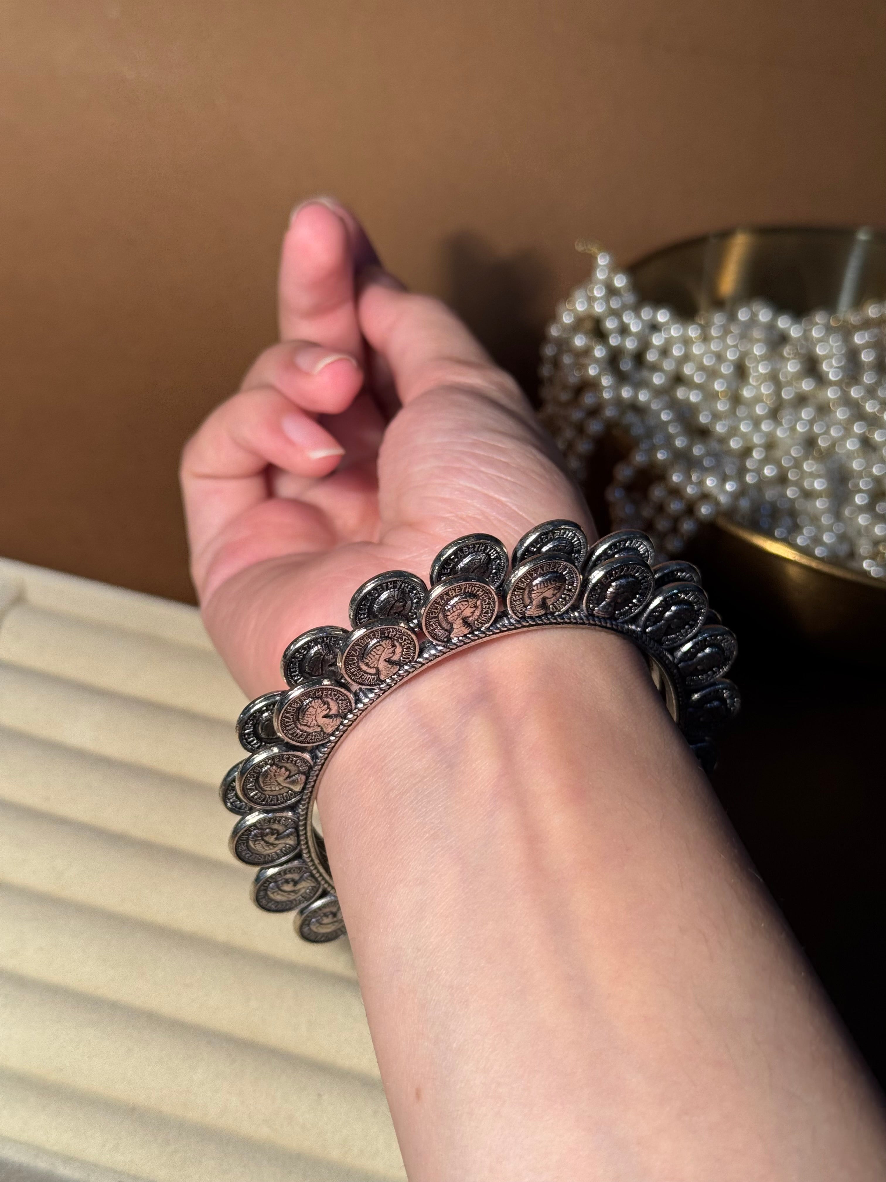Sikka oxidized