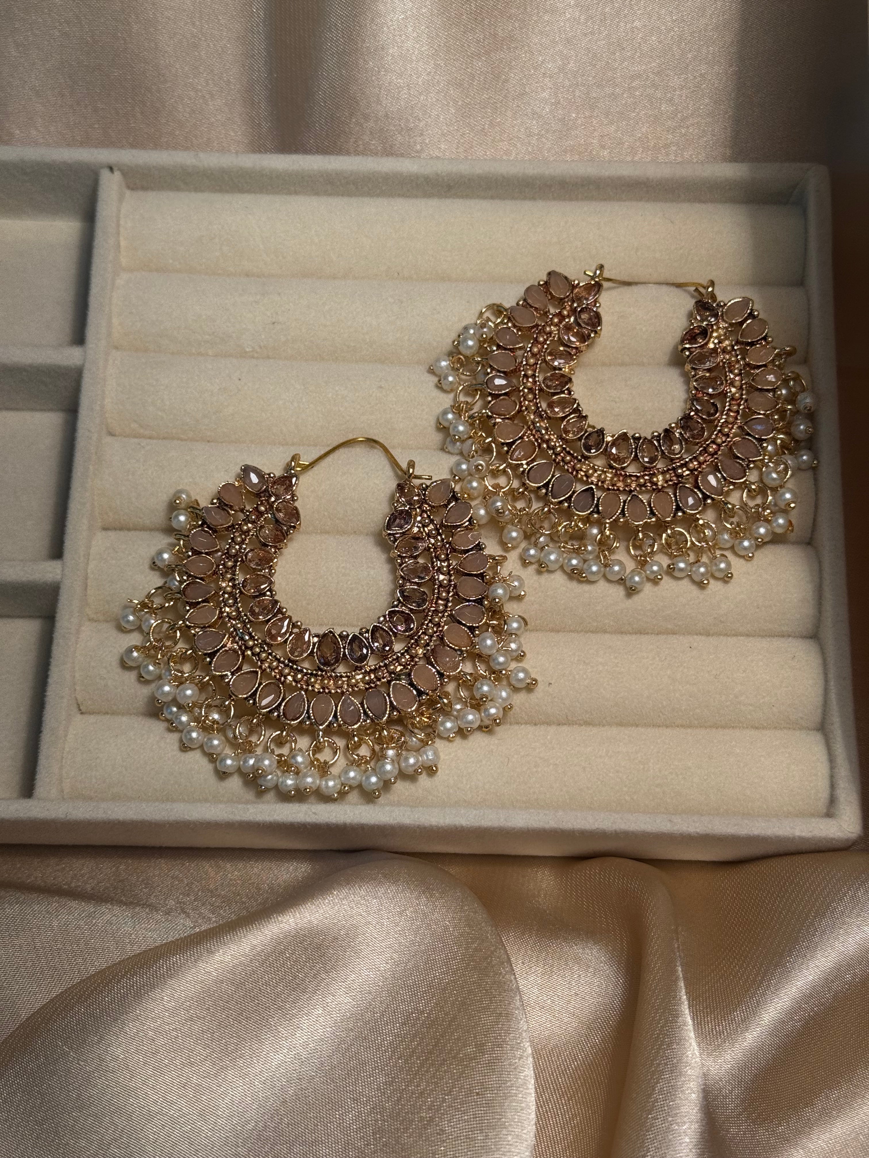 Mahrani earrings- beige