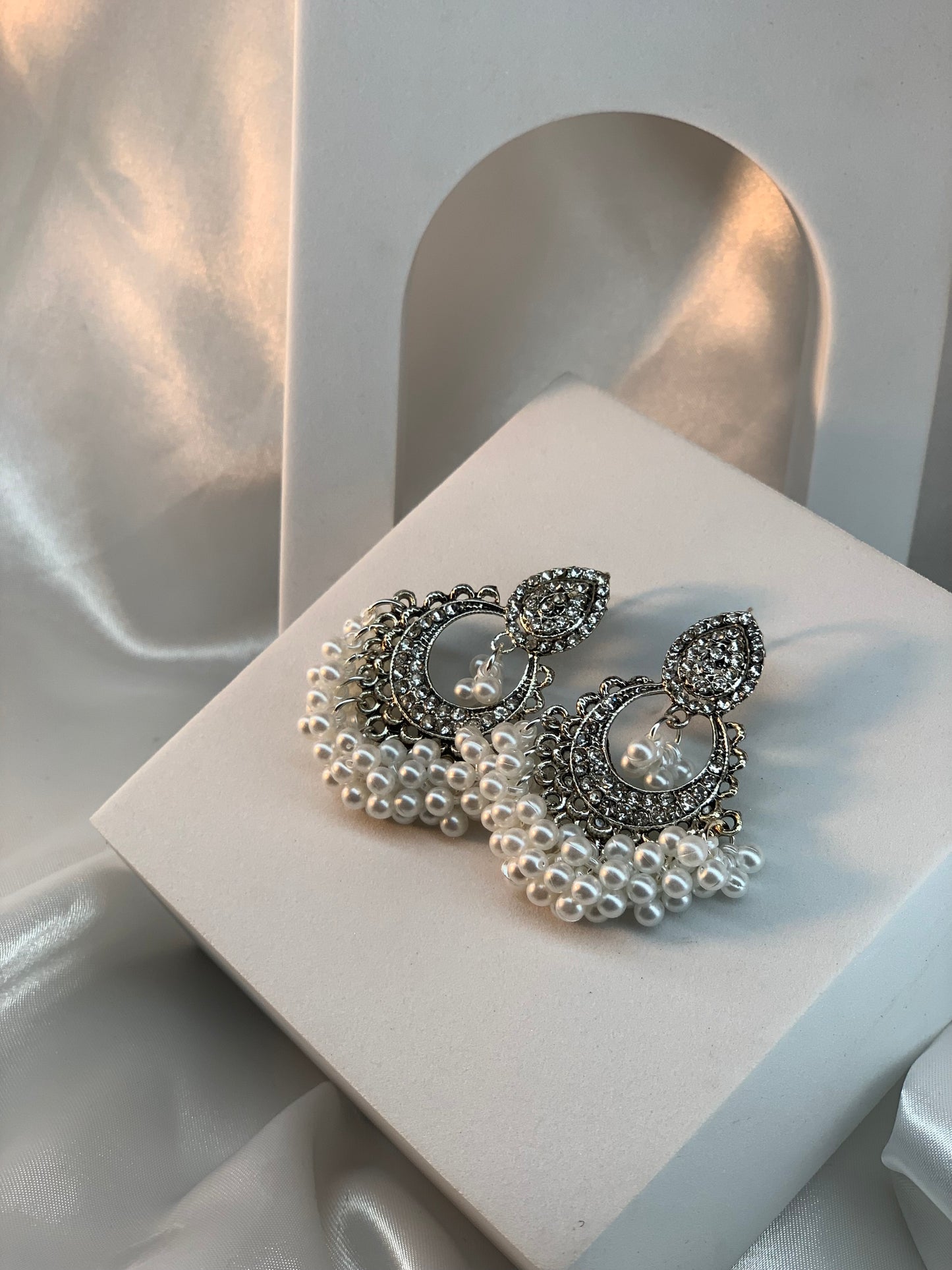 Safaid nymal- chandi collection