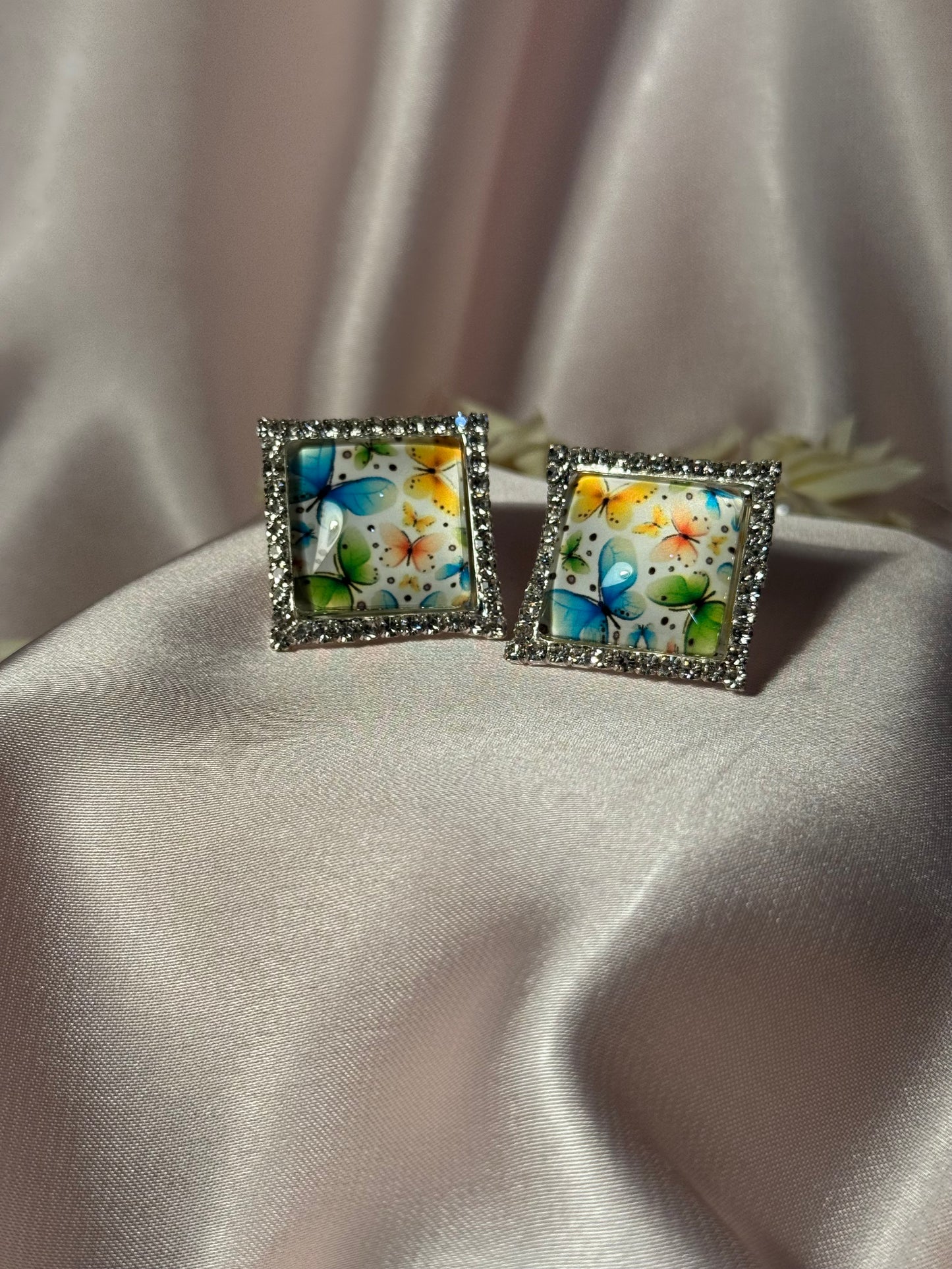 Printed summer breeze square earrings-butterfly