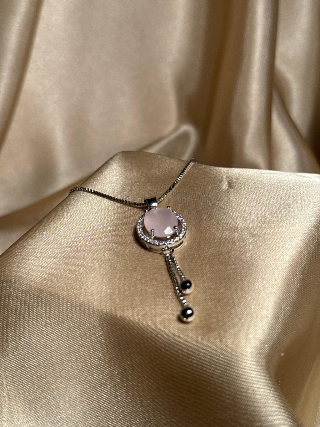 Oval Necklace Silver (Pink)