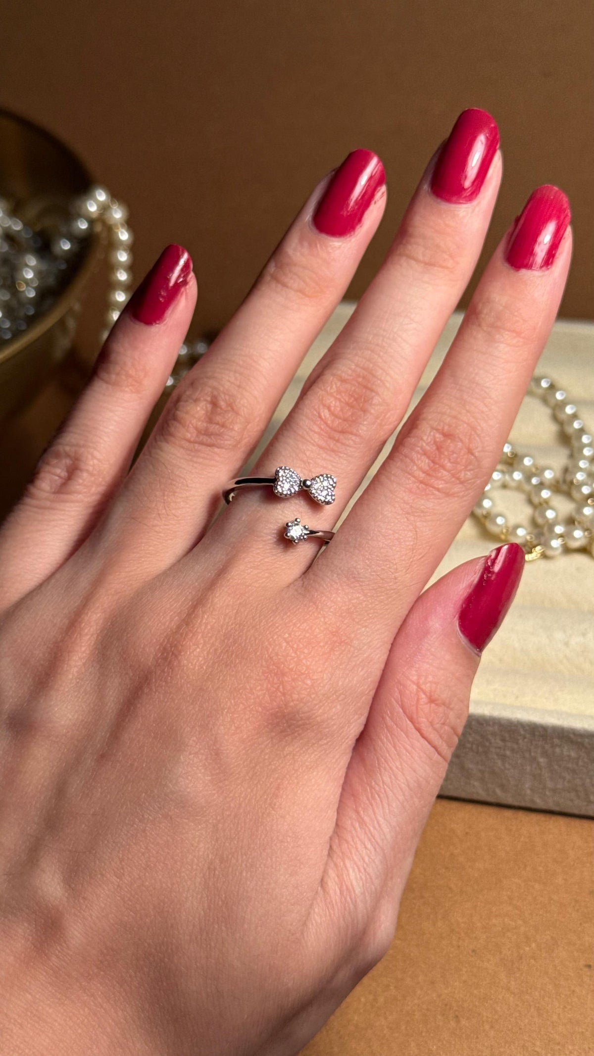 Bow silver ring