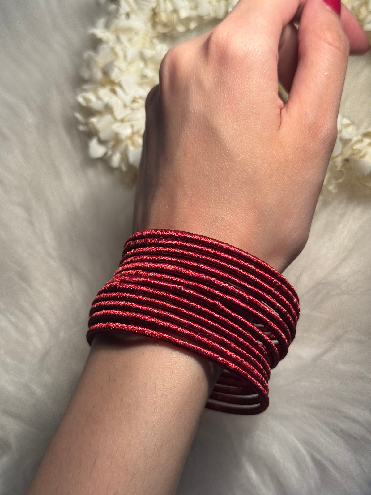 thread bangles maroon