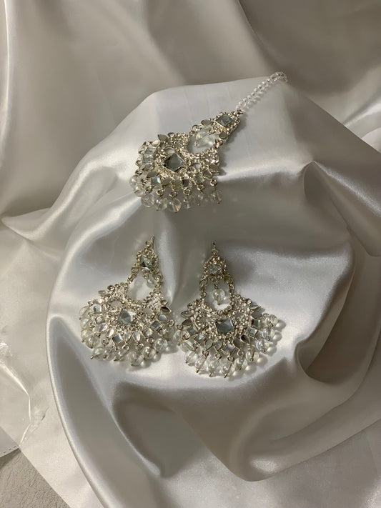 Earring and bindiya set - Silver