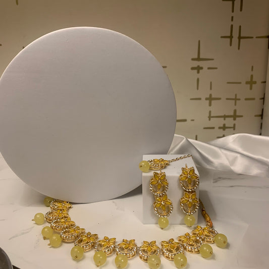 Nourah Set - Yellow and gold