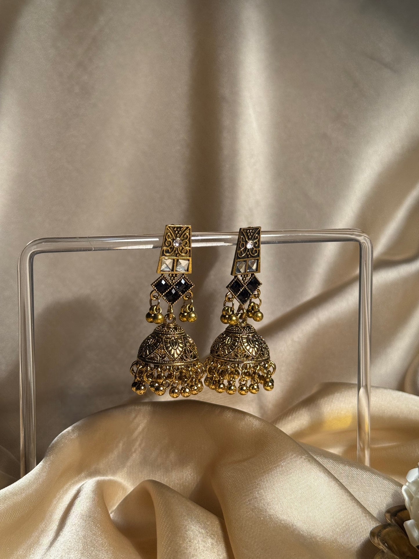 Dadi ki antique jhumkiyan khass collection- black and gold