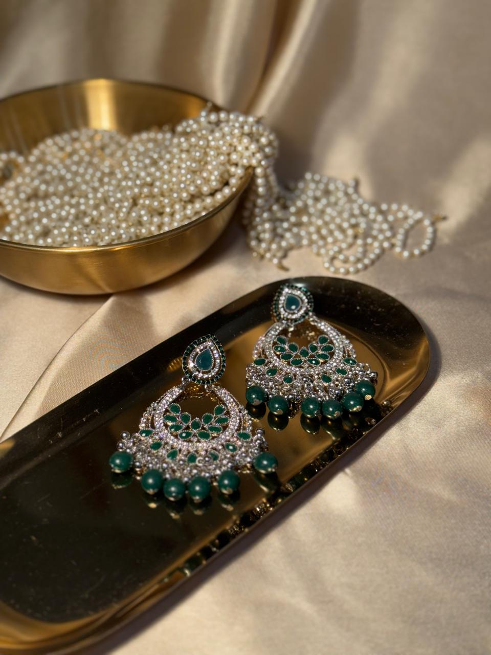 Nilofer Earrings - Green