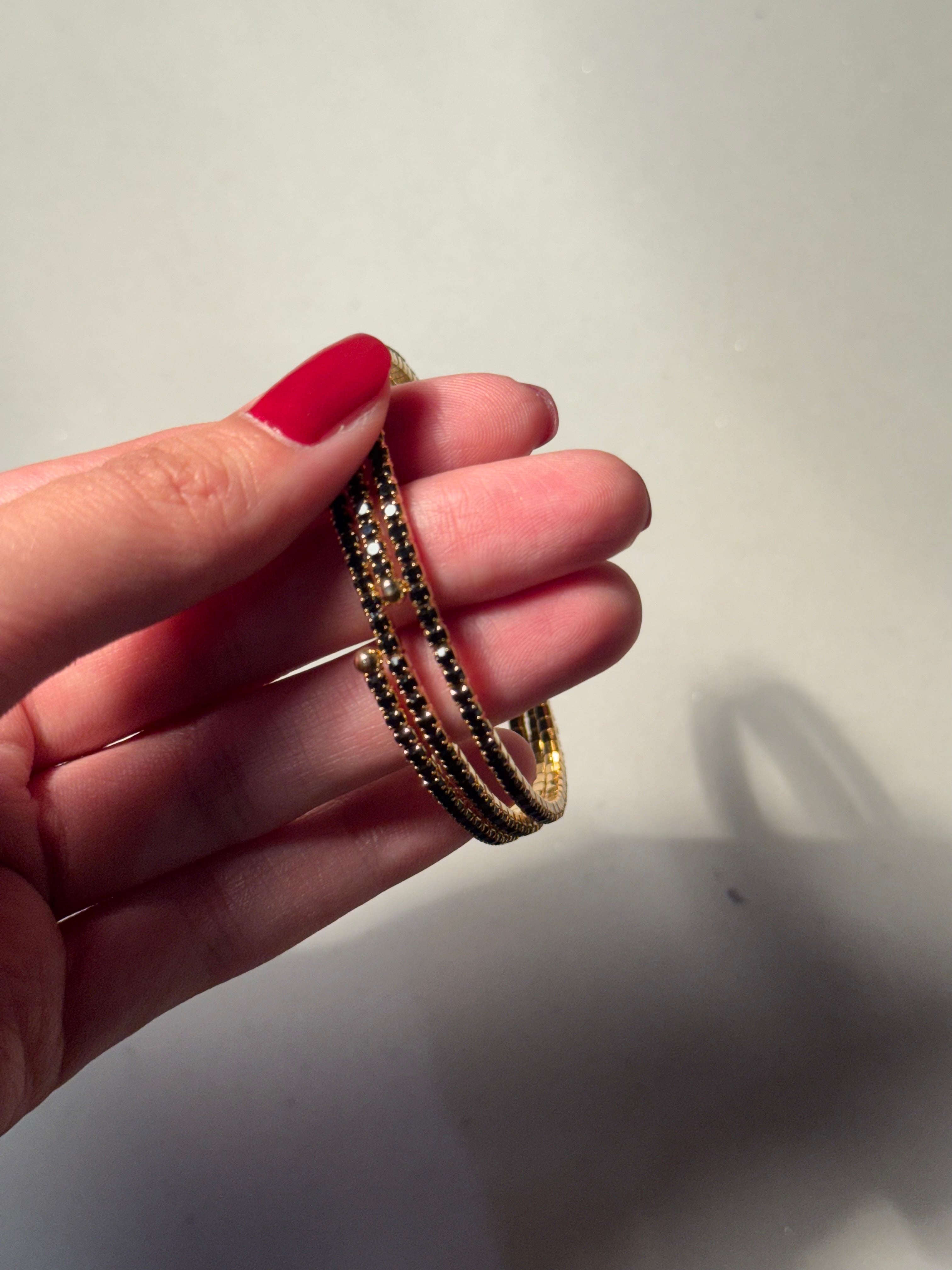 Twilight Charm bracelet (black and gold)