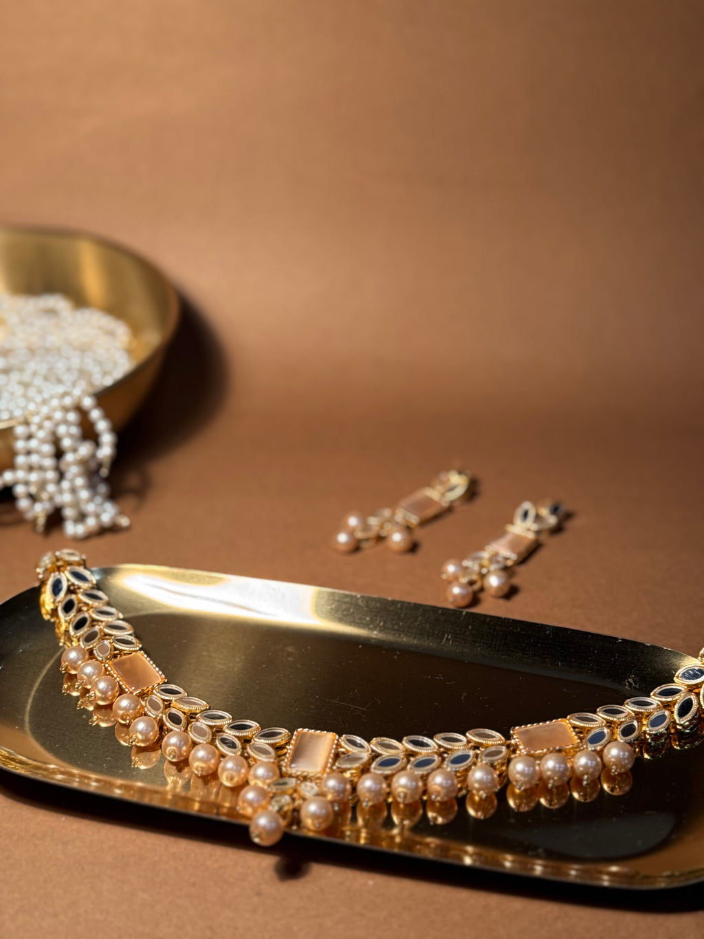 Kundan sheesha - beige
