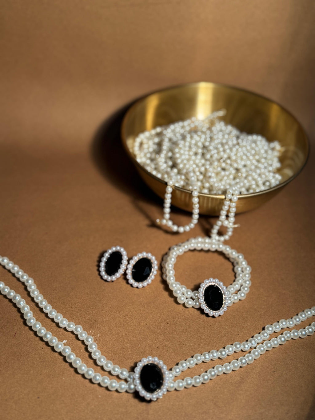 Moti Har Set - Black