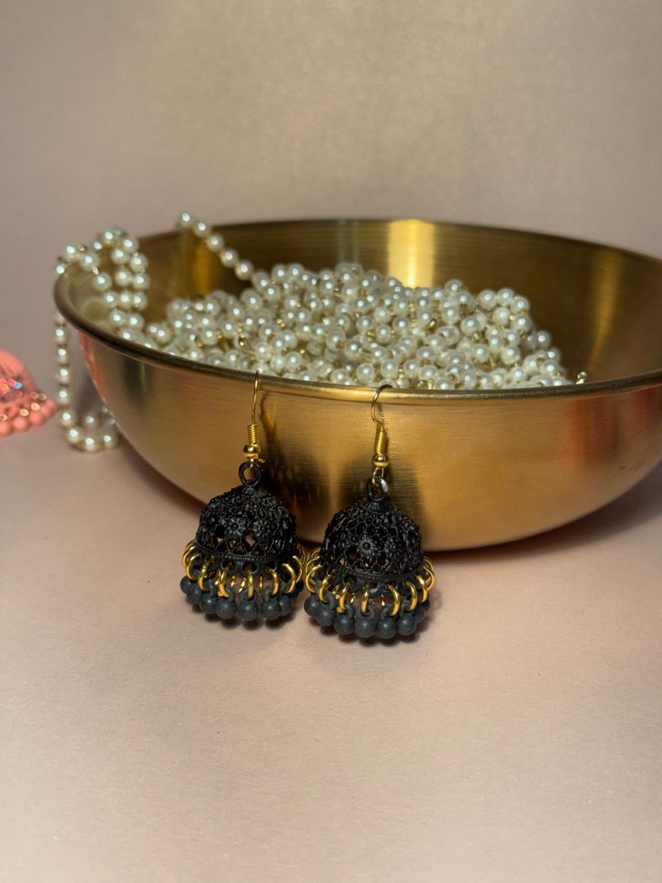 Ruhi jhumki - Black