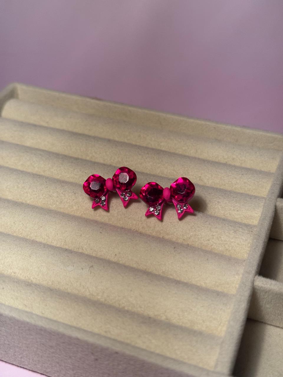 Bow Ties Studs - Pink
