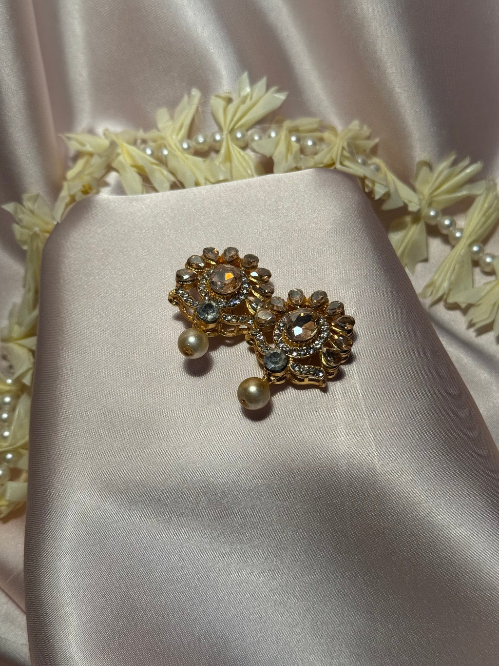 Mehrani earrings - gold - rozana collection