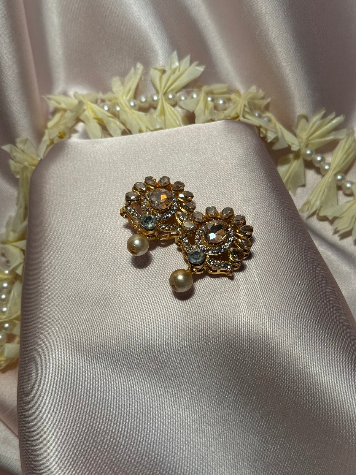 Mehrani earrings - gold - rozana collection