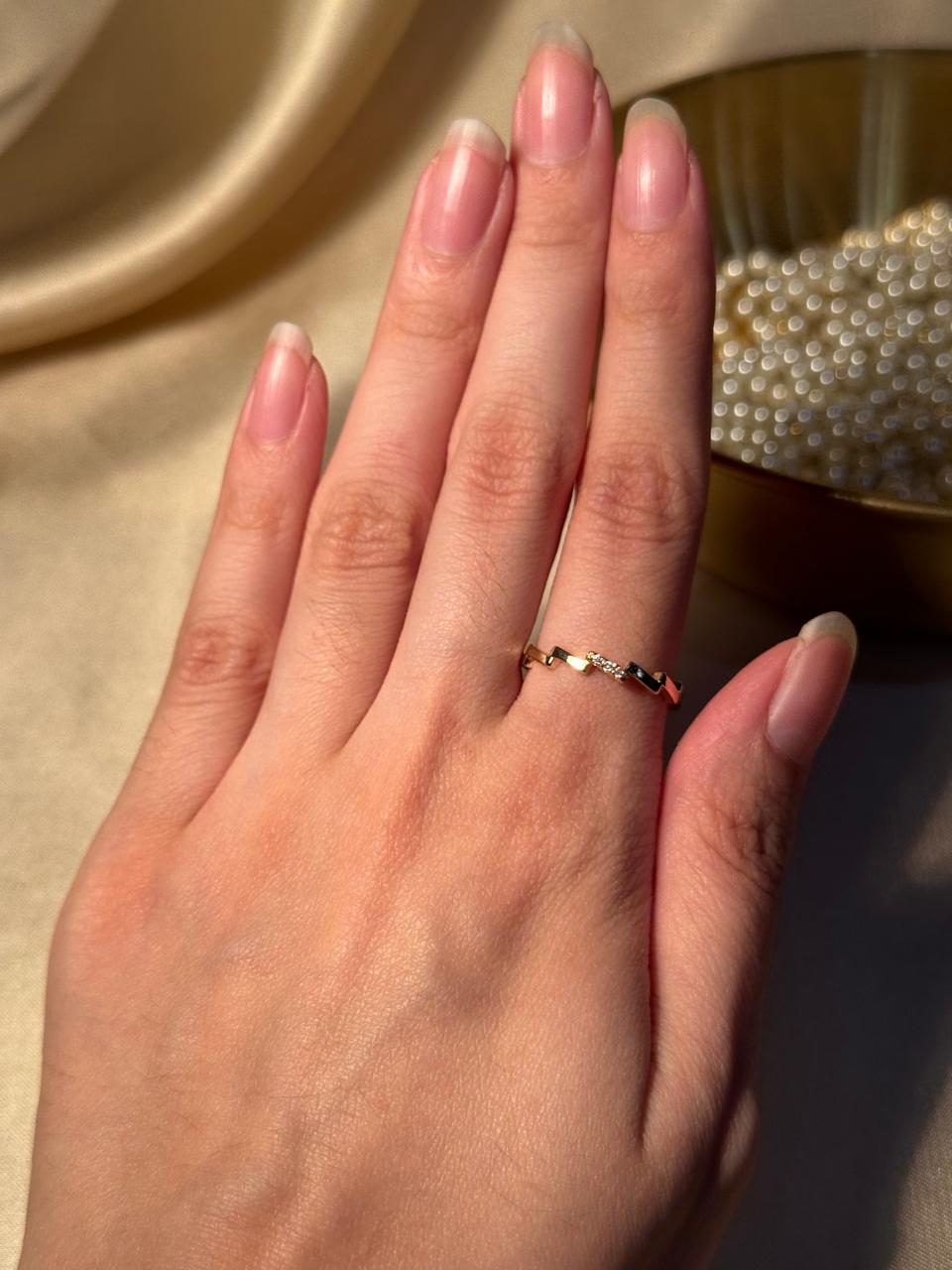 Delicate Ring Gold - 10
