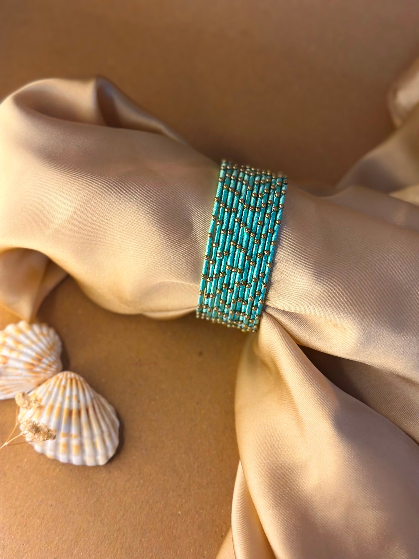 Dotted bangle 12 pcs - turquoise
