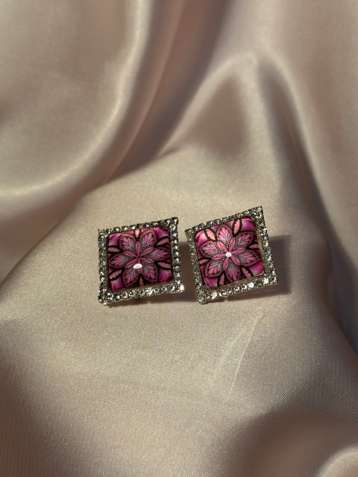 Printed summer breeze square earrings- purple