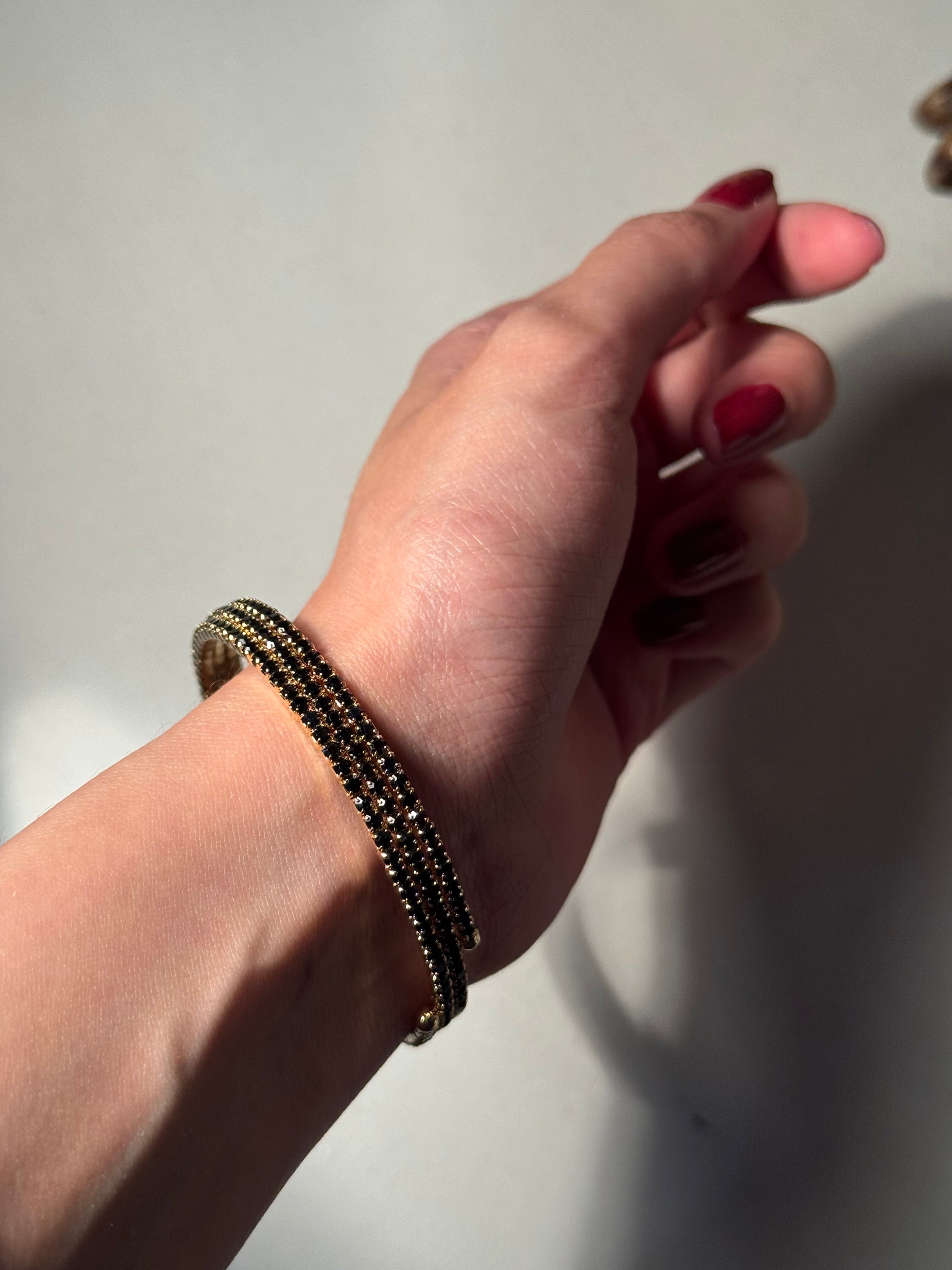 Twilight Charm bracelet (black and gold)