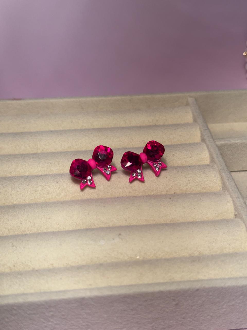 Bow Ties Studs - Pink