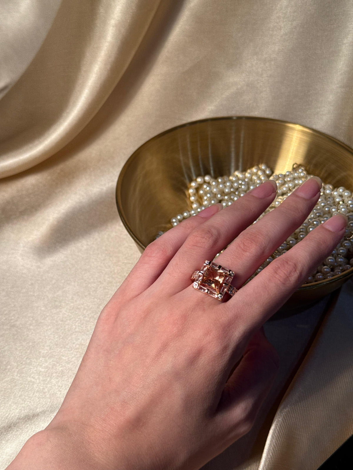 Square Bedazzled Ring Gold